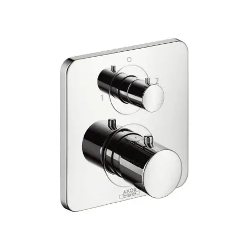 Thermostat mit zwei Drehknöpfen und einem zentralen Ab- und Umstellventil, montiert auf einer quadratischen Chromplatte, hergestellt von AXOR.